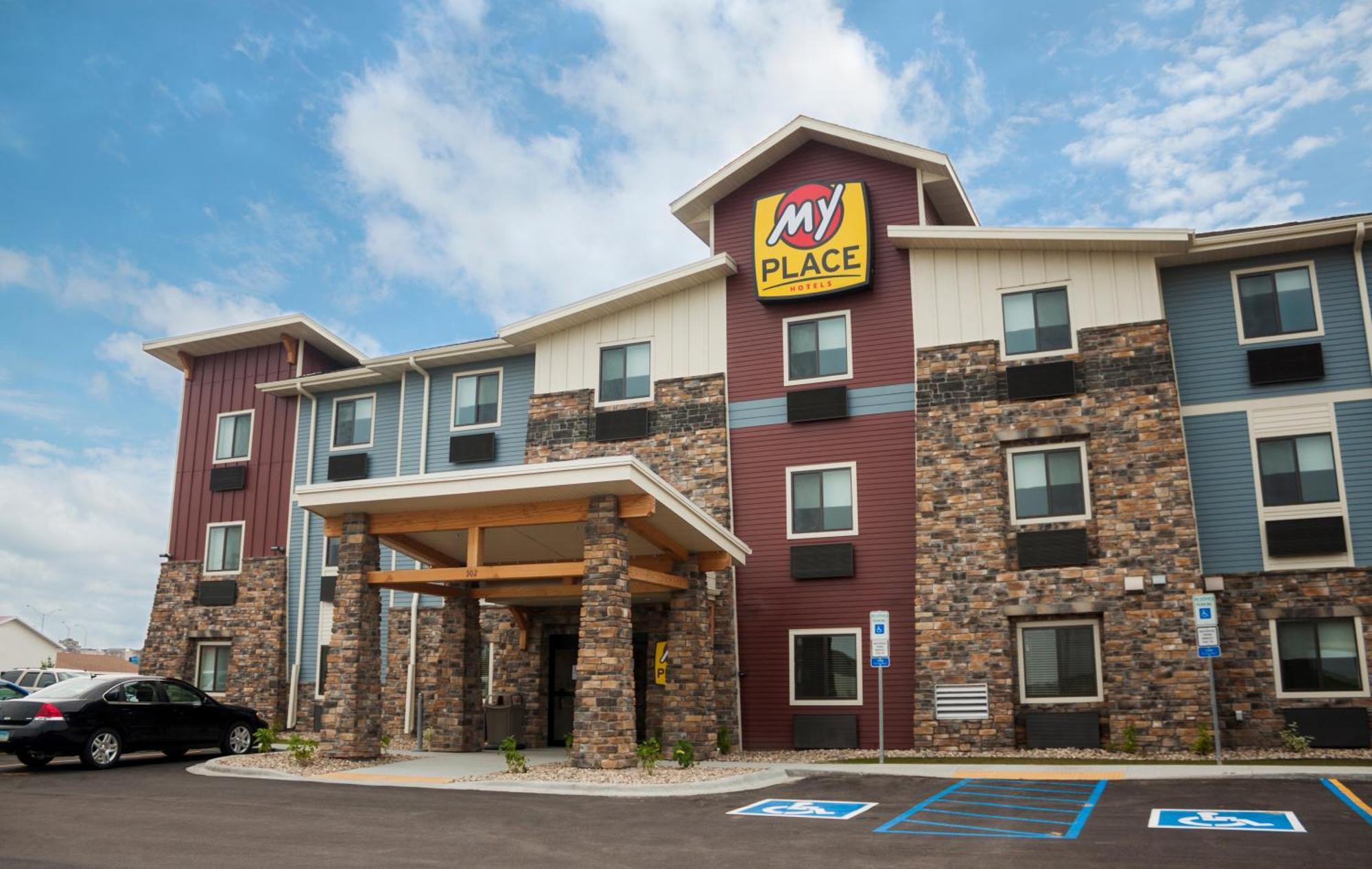 My Place Hotel-Jamestown, Nd מראה חיצוני תמונה